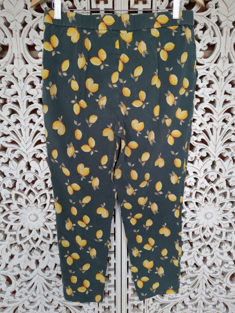 Vintage Pants with Lemon Motif - Picture 4 of 11